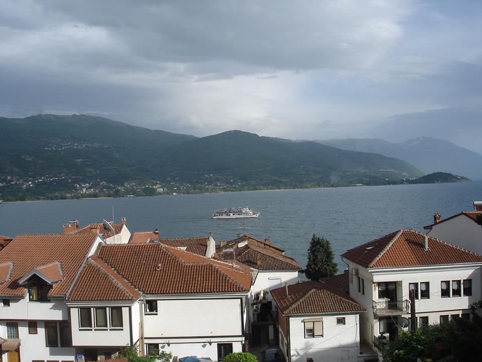 Топло до недела, од понеделник пониски температури за 10 степени 