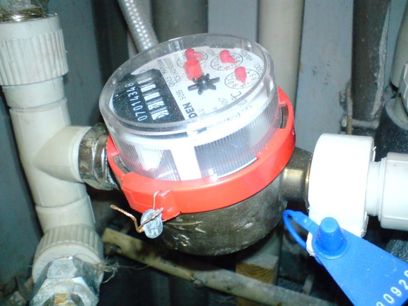 Награди за најредовните плаќачи на вода во Македонска Каменица