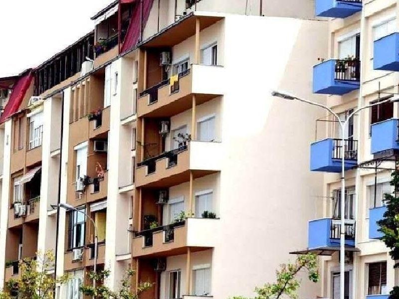 Енергетски ефикасна фасада на уште една зграда во Центар