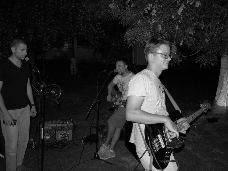 Тафталиџе со забава го бранеше паркот на Букурешка